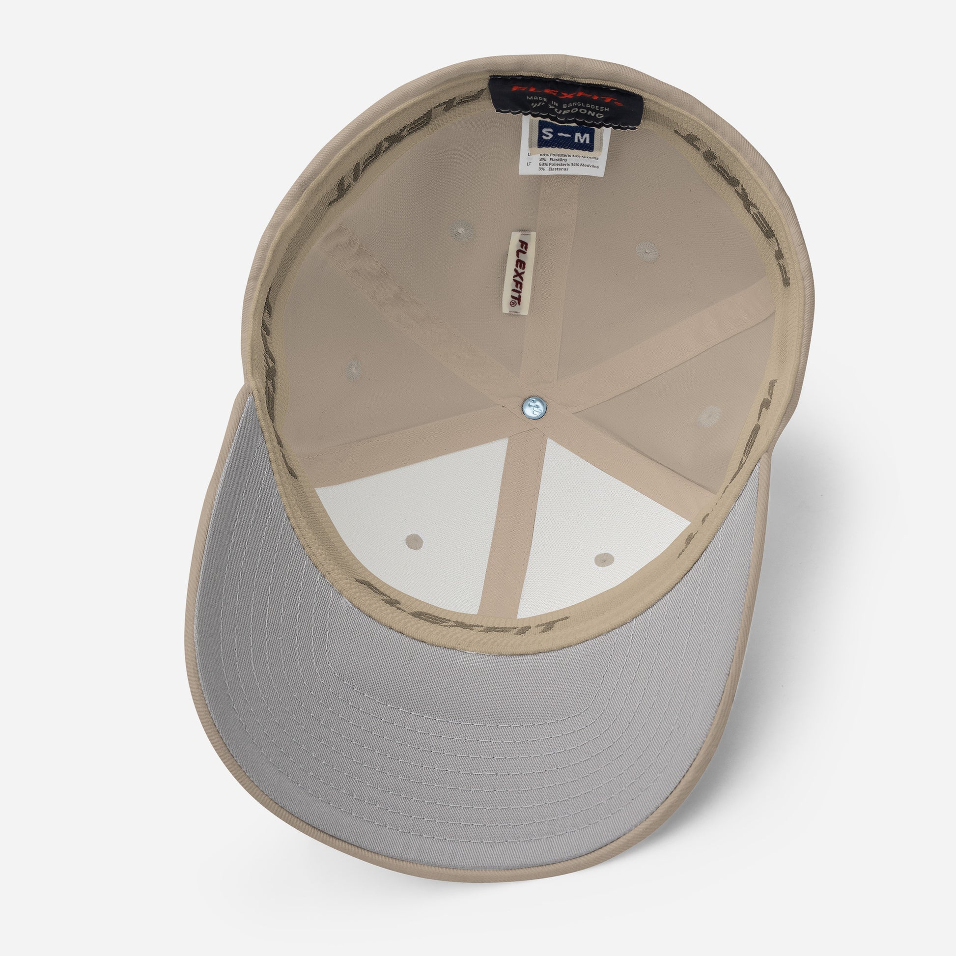 casquette-khaki-interieur